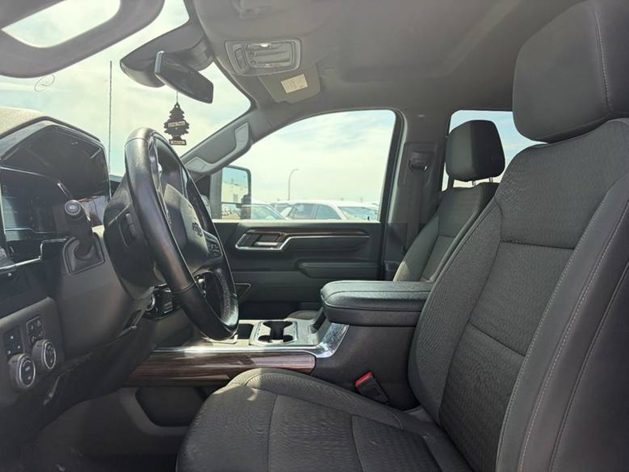 2024 Chevrolet Silverado 2500HD 4WD Crew Cab 159 LT Black Sherwood Park - photo #5
