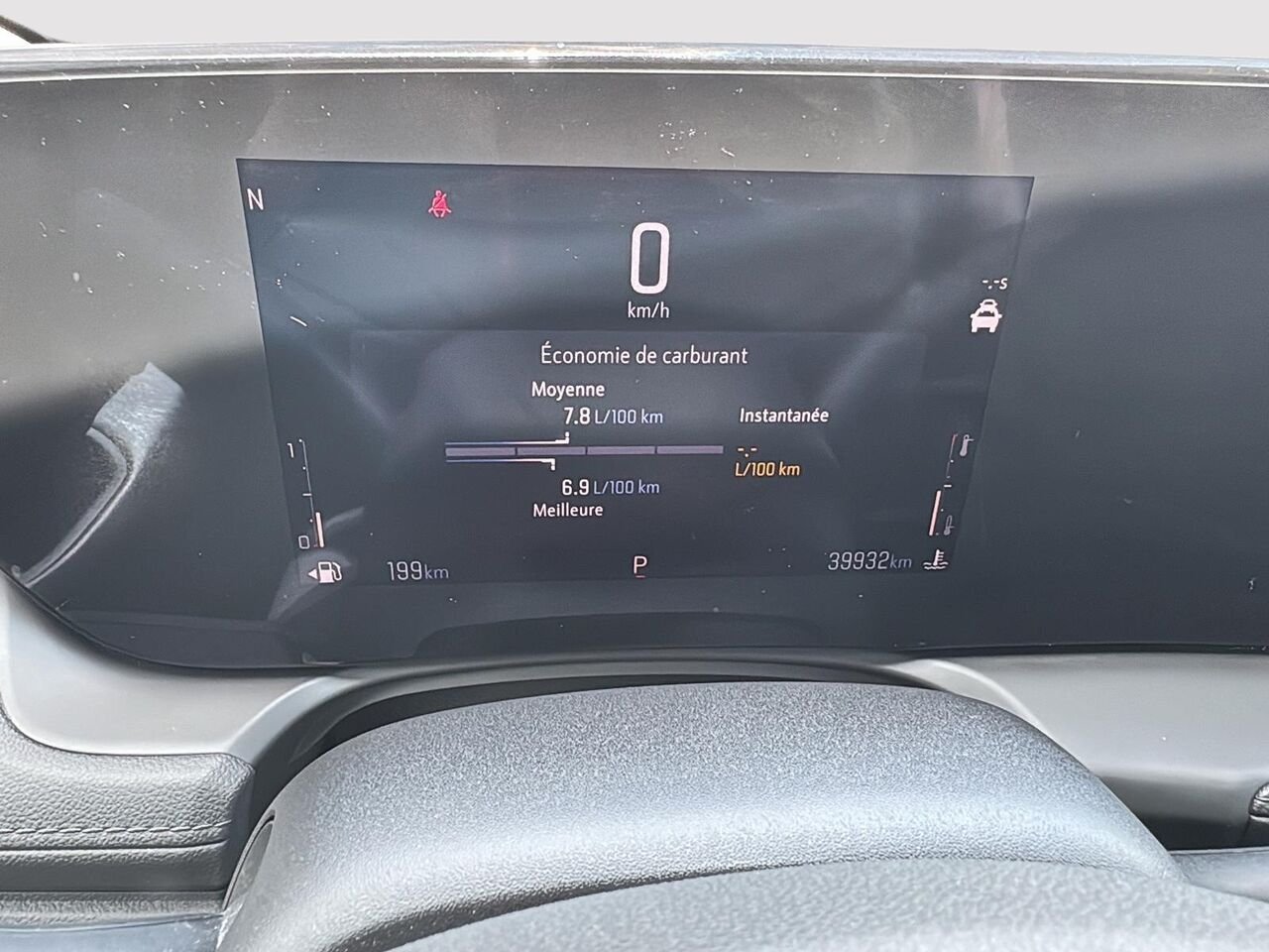 2024 Buick Encore GX White Rouyn-Noranda - photo #11
