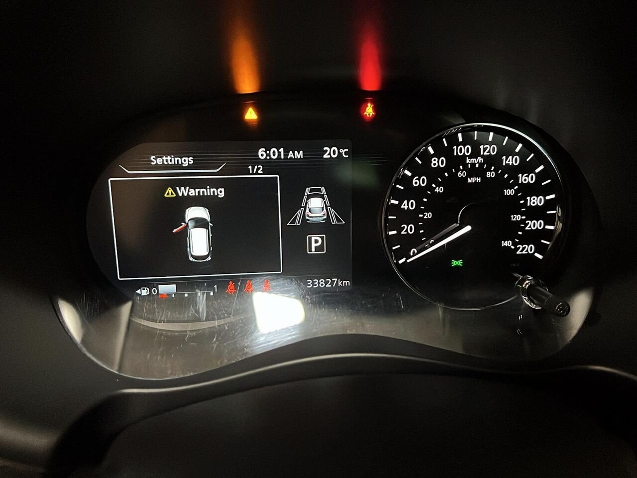 Nissan KICKS PLAY SV TA 2025 Gris Québec - photo #12