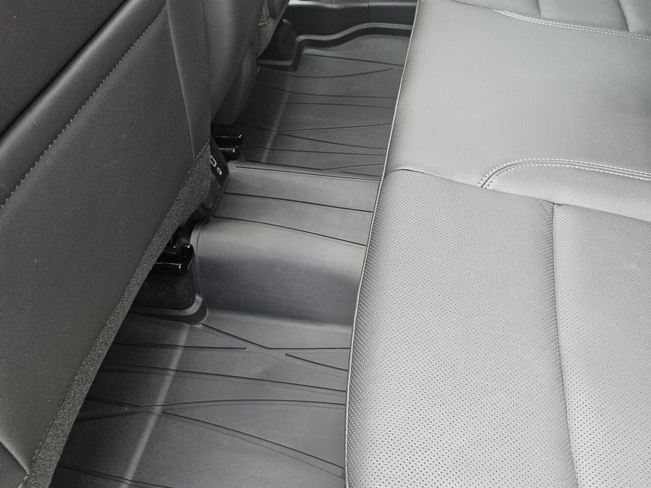 Buick Encore GX Avenir 4 portes TI 2026 Blanc givré, triple couche Thetford Mines - photo #18