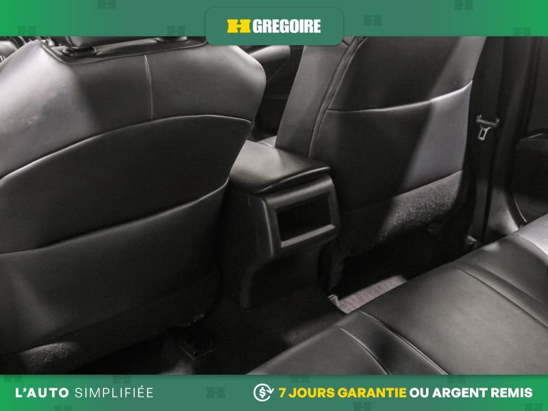 Toyota Camry 730155 | SE AUTO A/C CUIR NAV GR ELECT MAGS CAM RECUL 2019 Noir Laval - photo #26