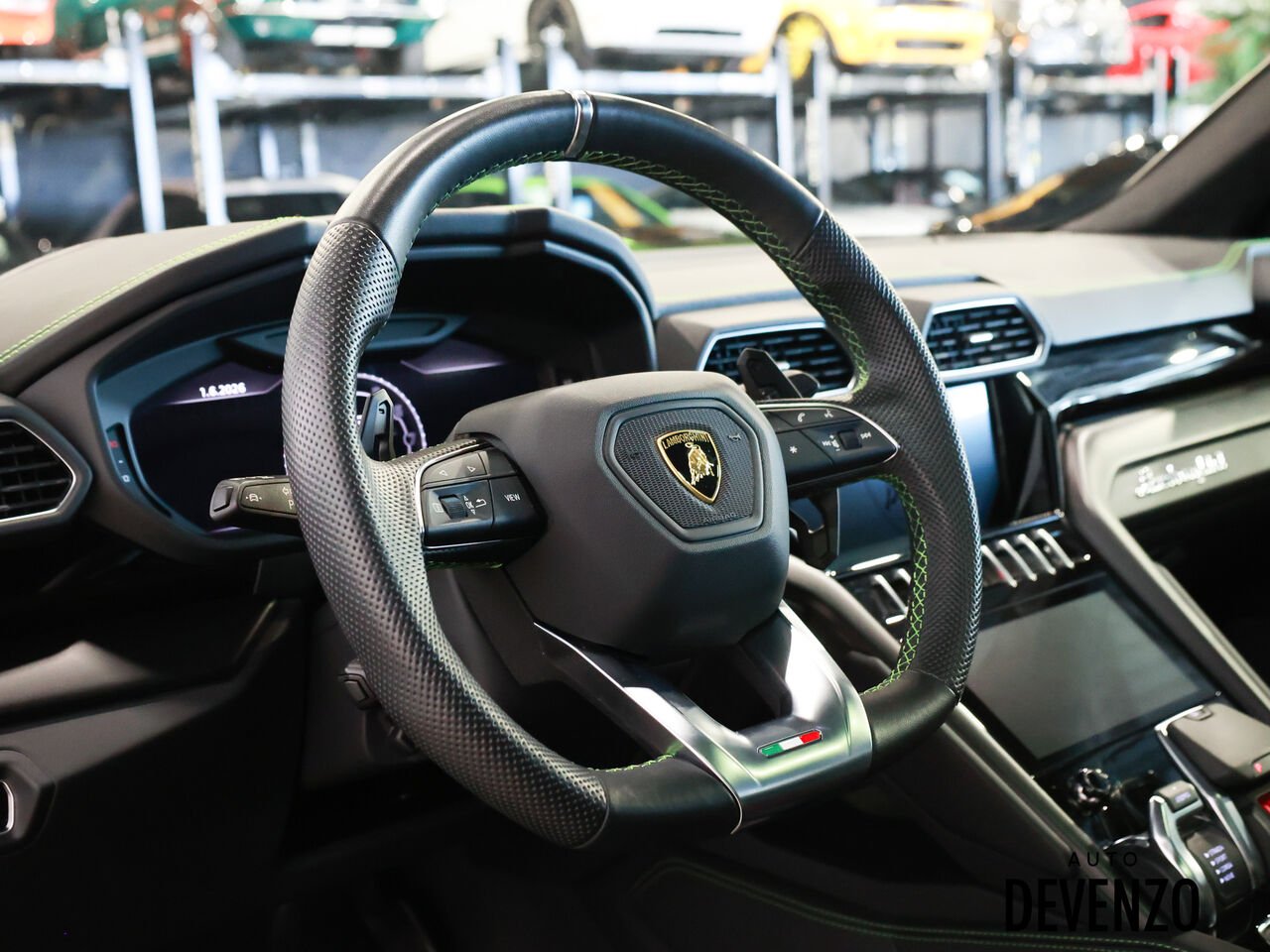 Lamborghini Urus 2024 Noir Saint-Eustache - photo #13