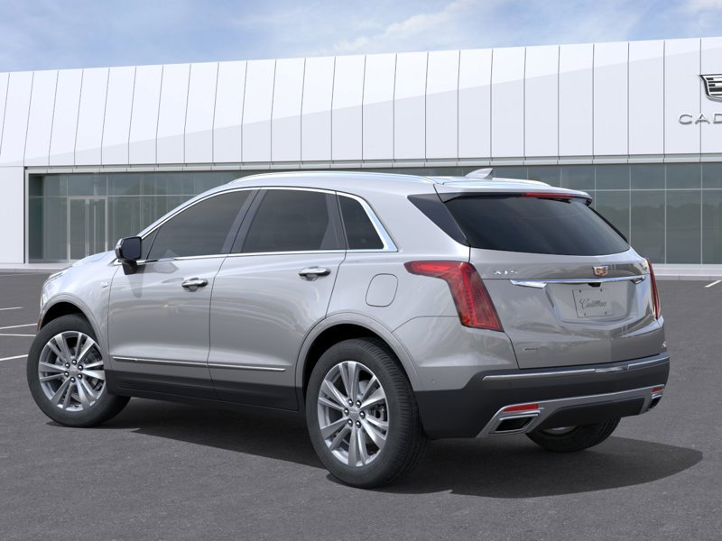 2026 CADILLAC XT5 Haut de gamme Luxe 4 portes TI Argent Silver Metallic Sherbrooke - photo #2