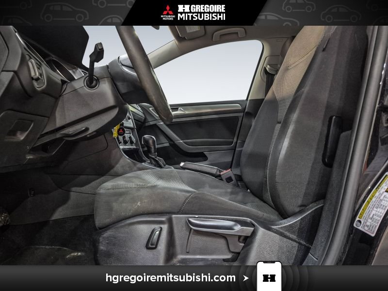 2017 Volkswagen Golf Black Blainville - photo #14