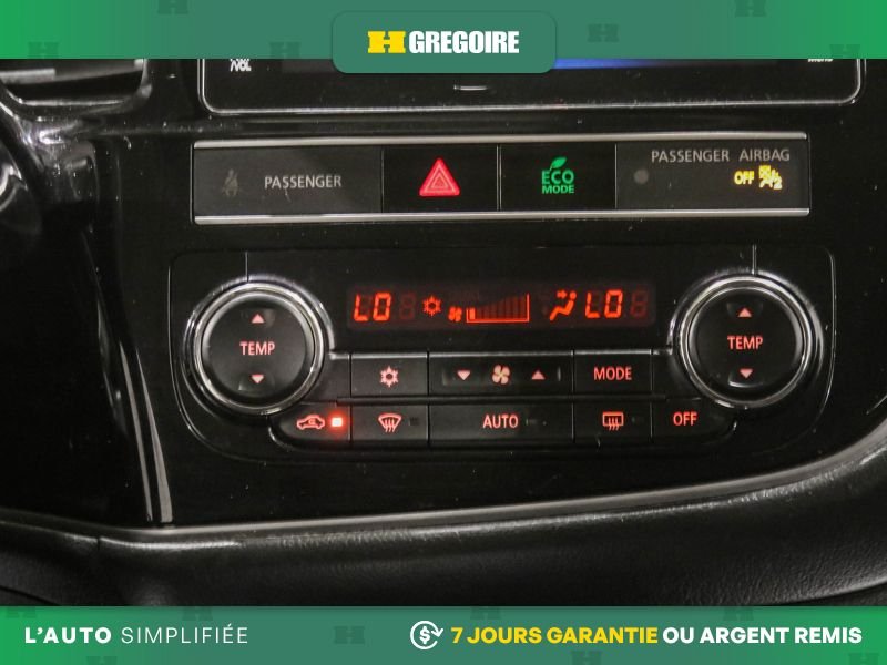 Mitsubishi Outlander PHEV 820606 | SE Touring AUTO A/C TOIT MAGS CAM RECUL BLEUTOOTH 2019 Noir Laval - photo #24