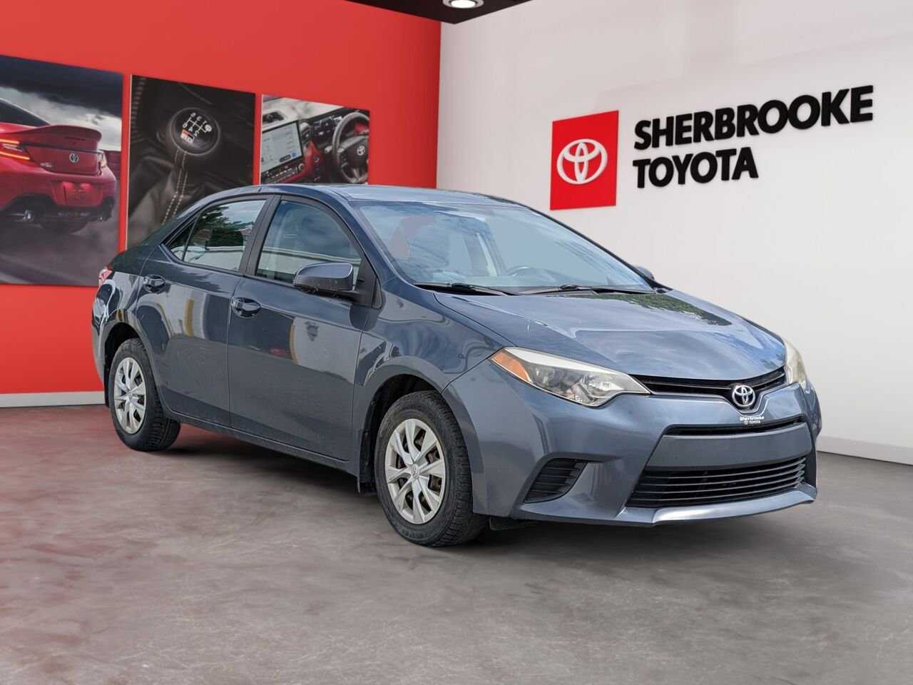 Toyota Corolla CE/VITRES ÉLECTRIQUES/AC 2014 Bleu Sherbrooke - photo #1