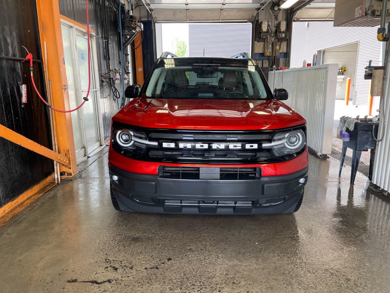 2022 Ford Bronco Sport OUTER BANKS GR. TECH 4X4 *NAV* SIÈGES CHAUFF B&O Red Saint-Jérôme - photo #4