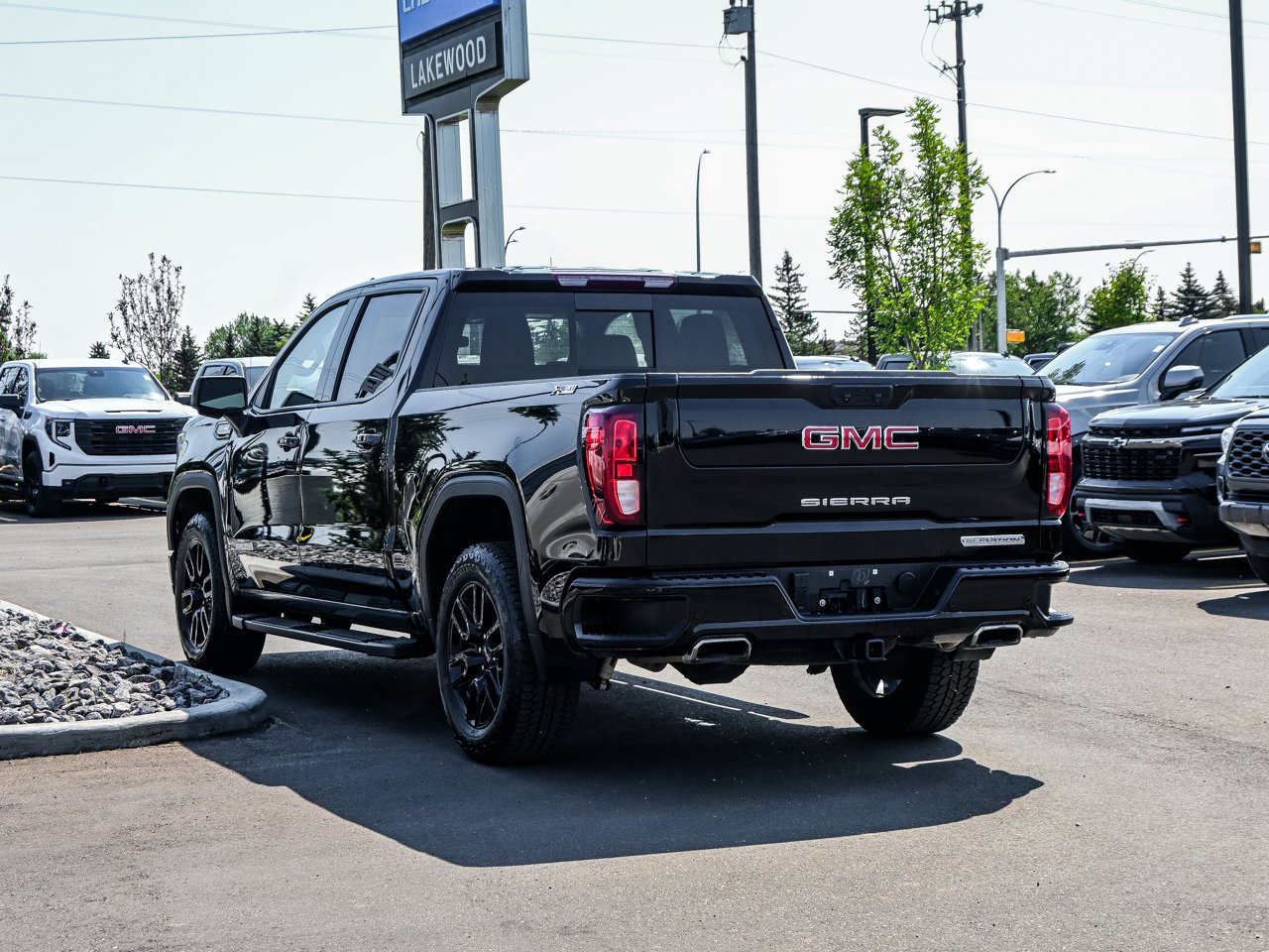 2025 GMC Sierra 1500 4WD Crew Cab 147 Elevation Black Sherwood Park - photo #10