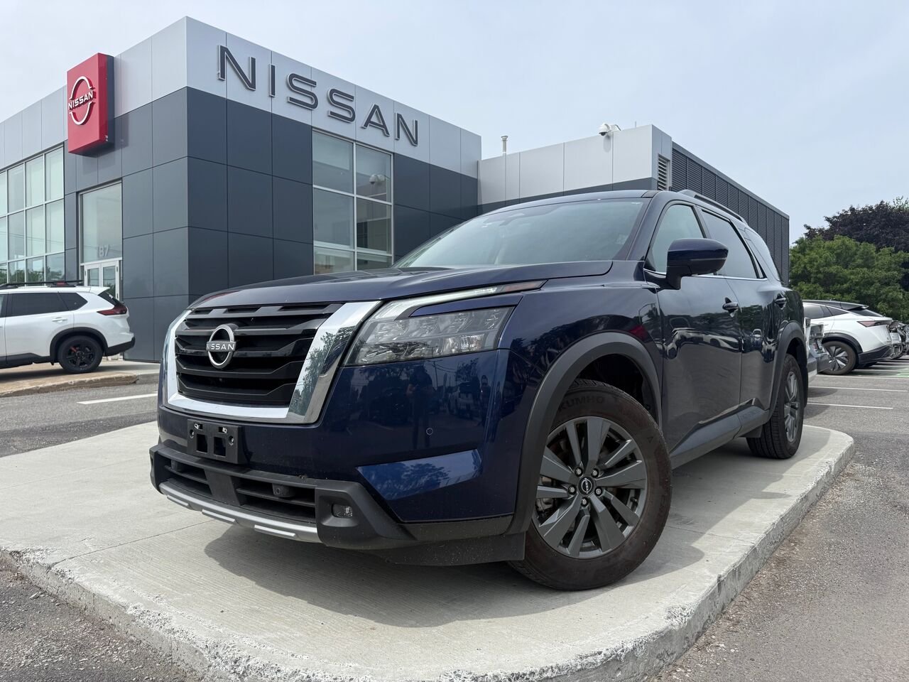 Nissan Pathfinder SV 4RM 2024 Bleu Châteauguay - photo #0