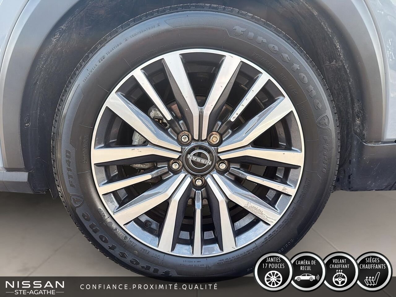 Nissan Kicks 2024 Gris Saint-Jérôme - photo #6
