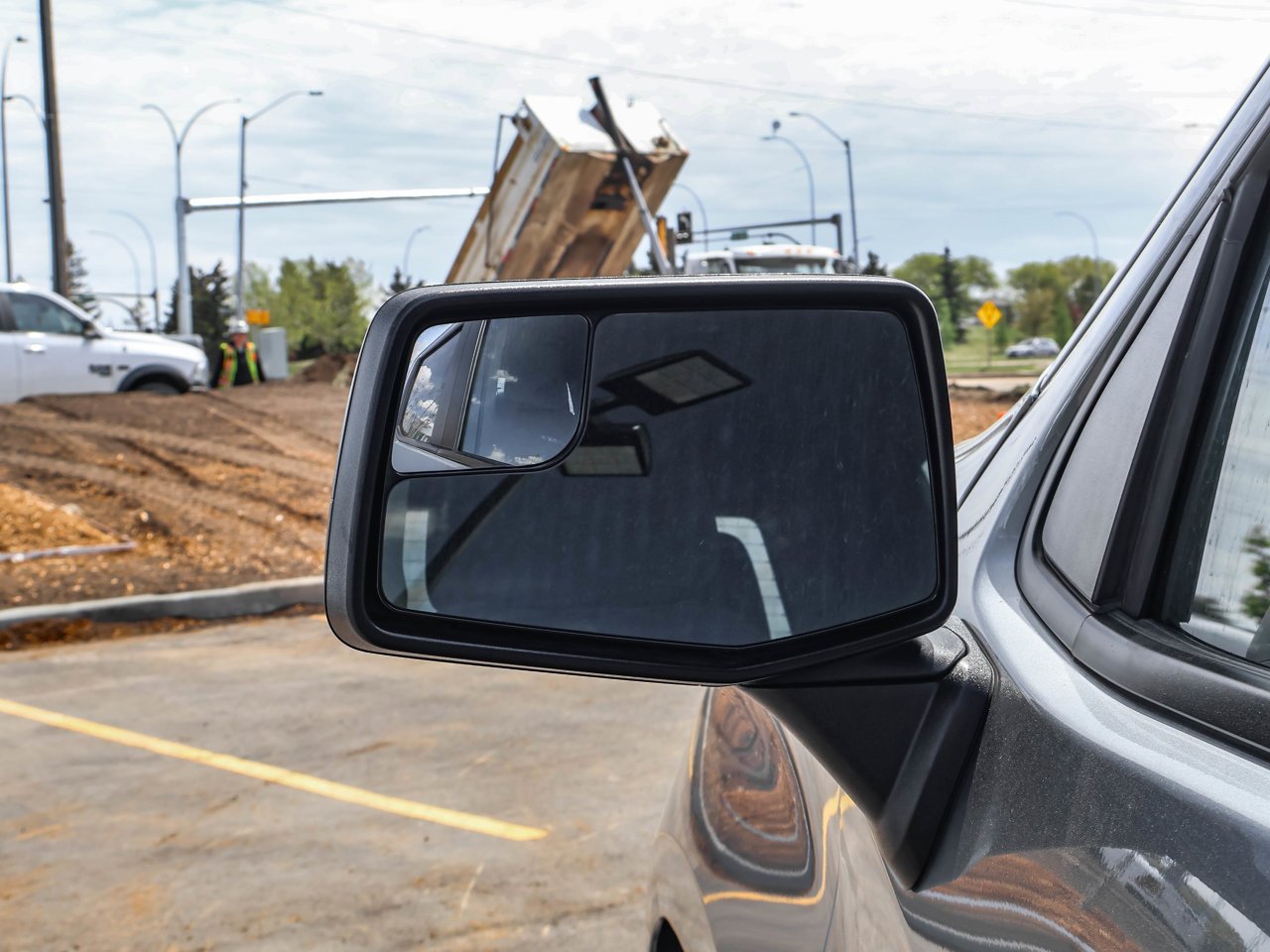 2024 Chevrolet Silverado 1500 4WD Crew Cab 147 Custom Grey Sherwood Park - photo #12