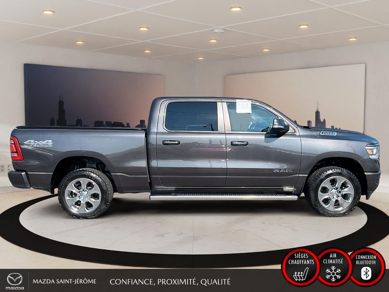 2020 Ram 1500 Grey Saint-Jérôme - photo #4