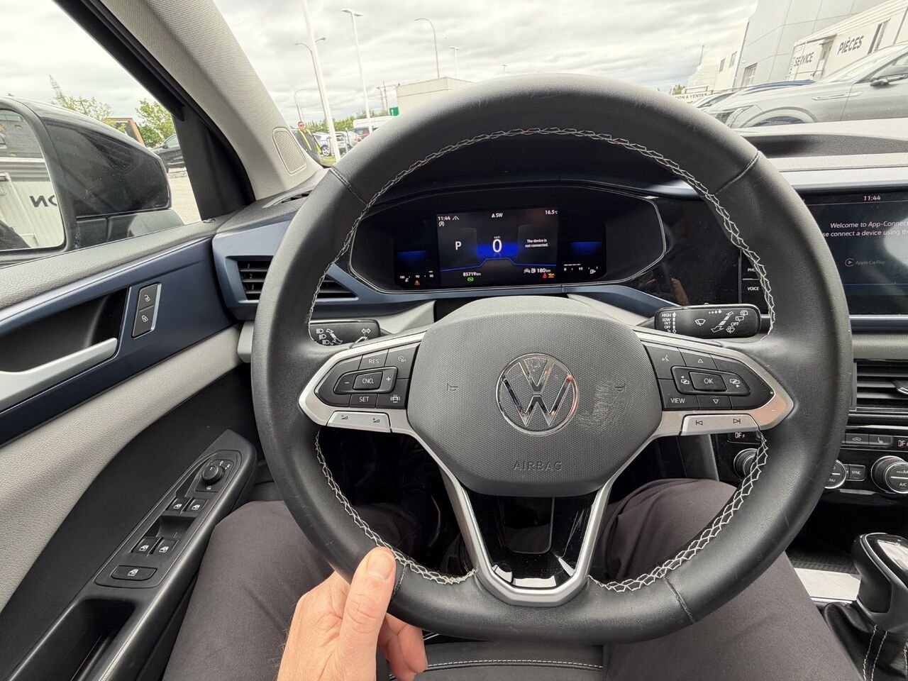 Volkswagen Taos Comfortline 4MOTION 2022 Noir Laval - photo #21