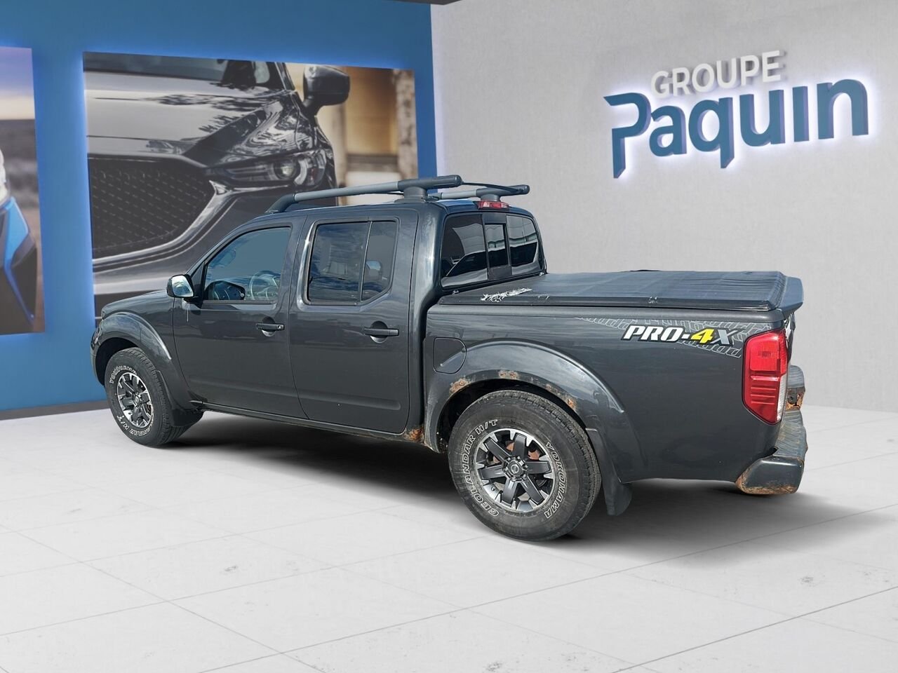 2015 Nissan Frontier Black Rouyn-Noranda - photo #3