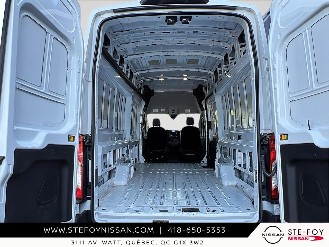 2025 Ford Transit 250 TOIT HAUT Ste-Foy - photo #5