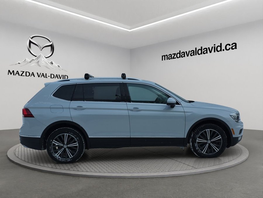 Volkswagen Tiguan Highline 4MOTION, Sièges en cuir Toit ouvrant panoramique, Bluetooth 2018 Gris