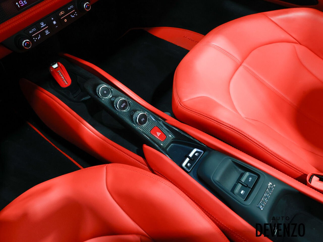 Ferrari F8 Spider 2023 Blanc Saint-Eustache - photo #15