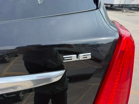2018 Cadillac XT5 3.6L Black Laval - photo #27