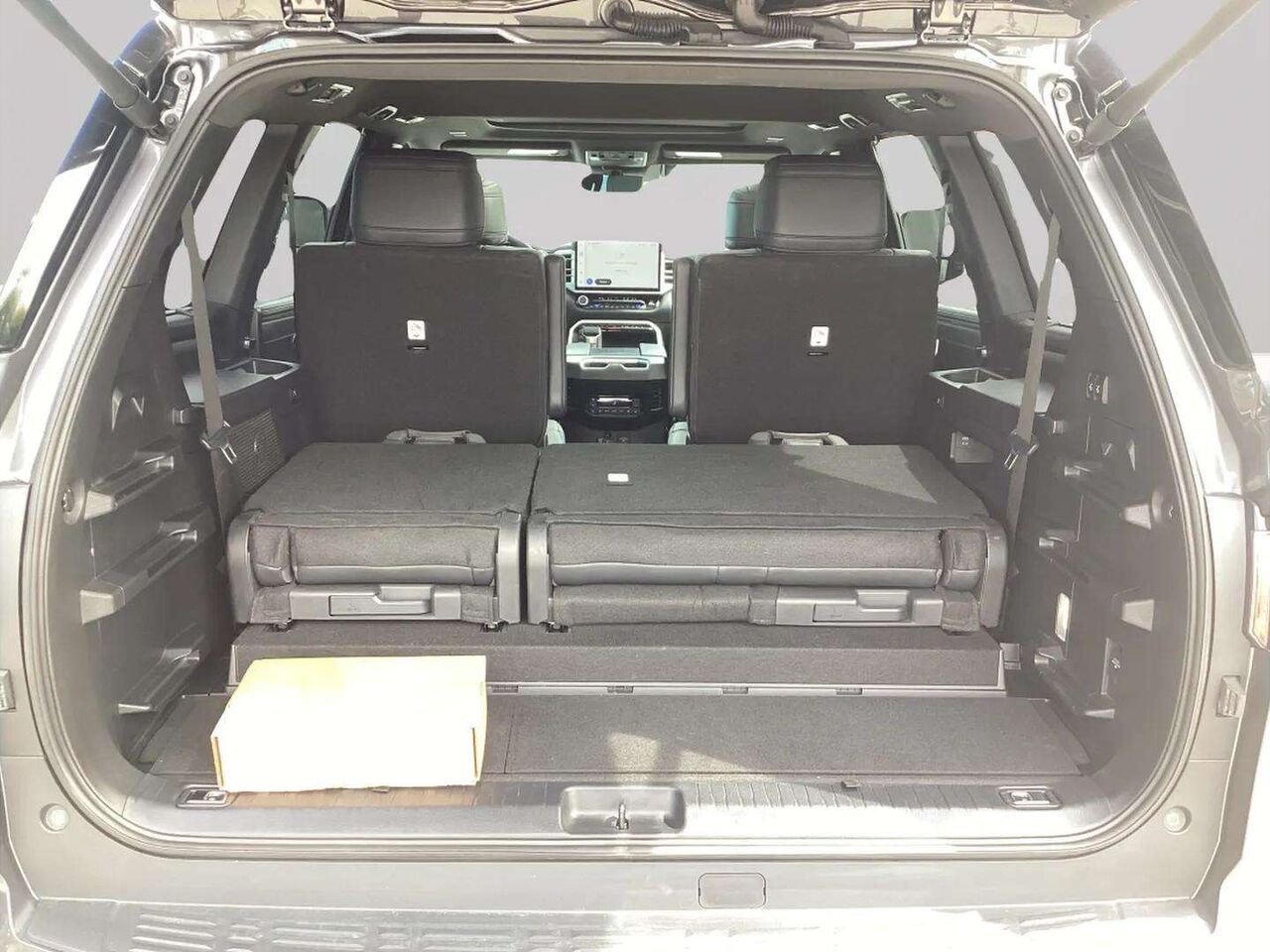 Toyota Sequoia 2025 Gris Gatineau - photo #23