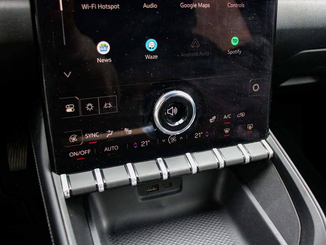 2025 GMC Terrain AWD 4dr Elevation Grey Sherwood Park - photo #24