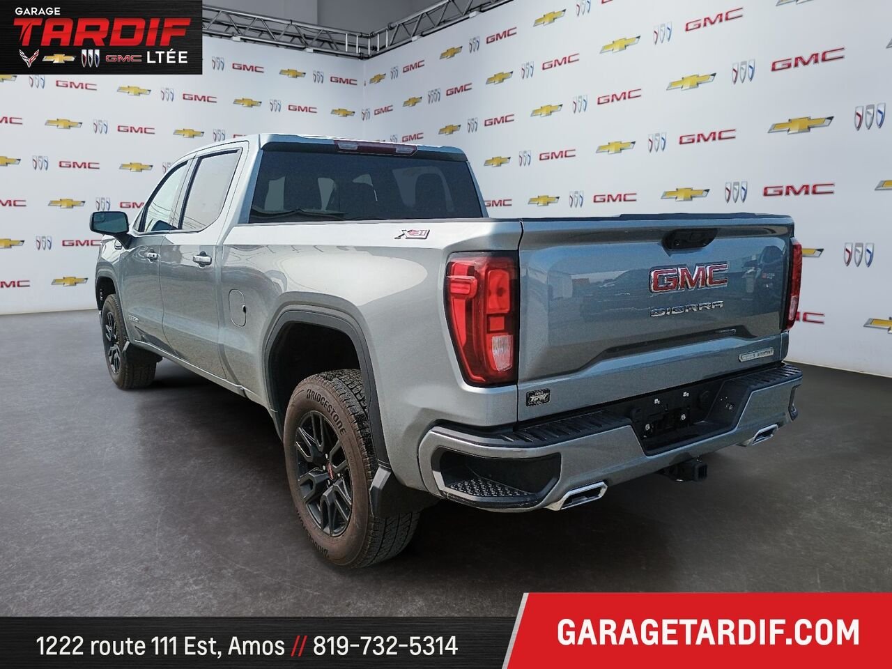 GMC Sierra 1500 2023 Gris Mont-Laurier - photo #3