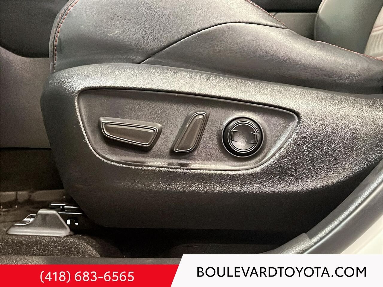 Toyota RAV4 Prime 99595A-141 | PRIME XSE GROUPE TECHNOLOGIE 2024 Frisson glacé nacré avec toit noir Québec - photo #9