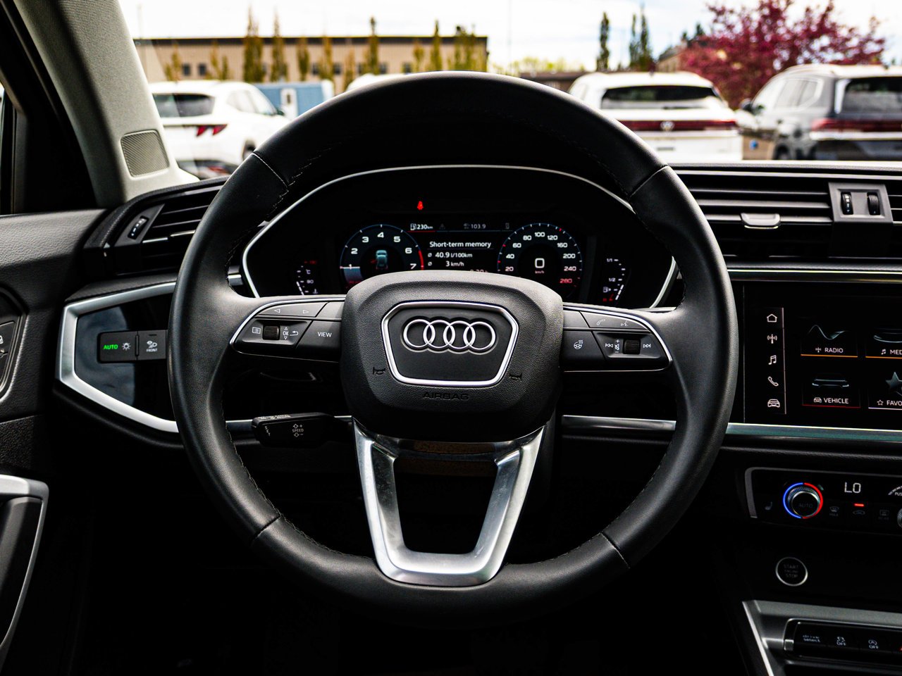 2025 Audi Q3 40 TFSI quattro White Sherwood Park - photo #33