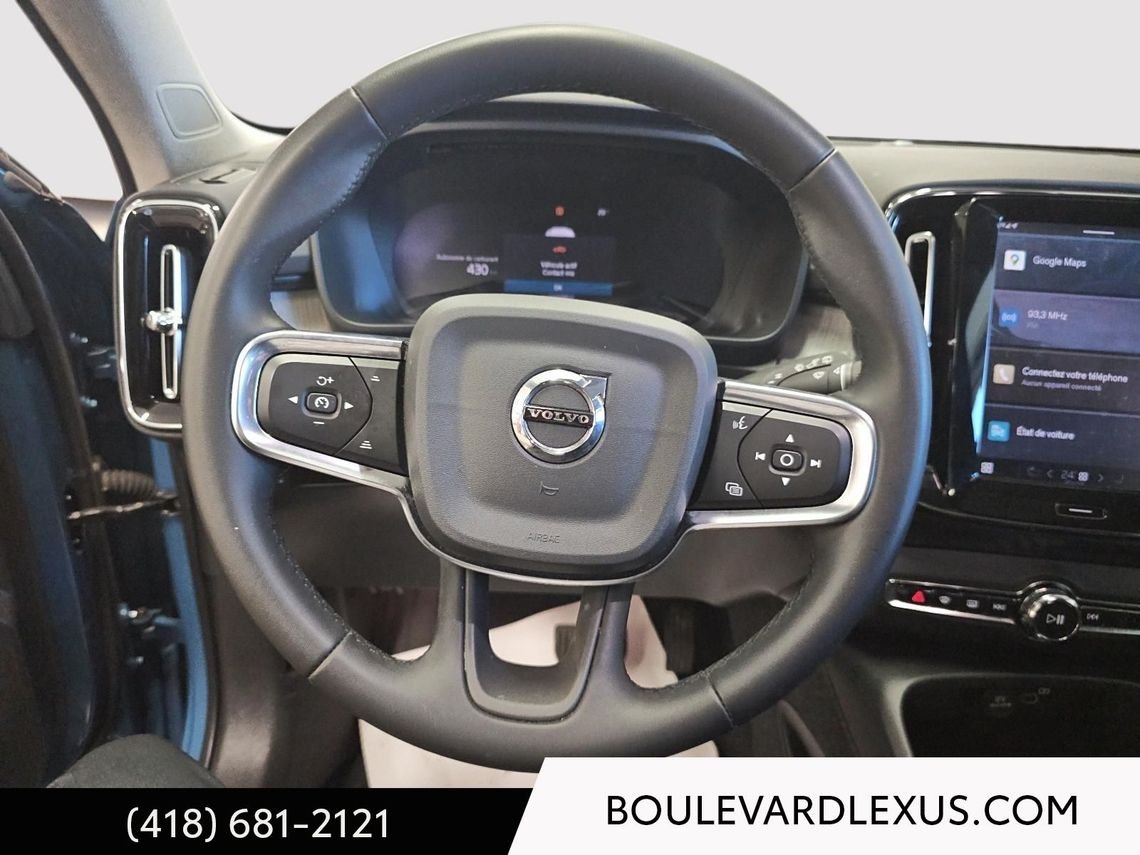 2024 Volvo XC40 Blue Quebec - photo #34
