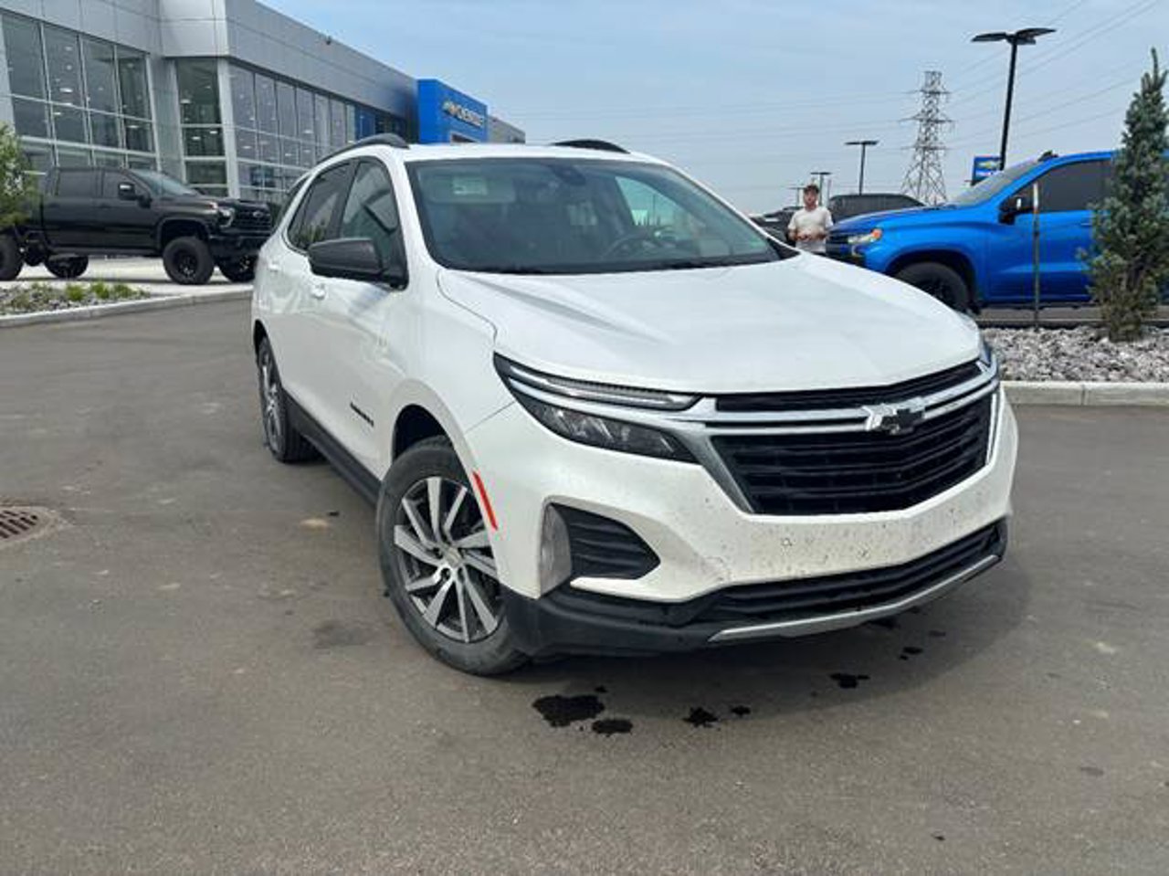 2022 Chevrolet Equinox AWD 4dr LT w/1LT White Sherwood Park - photo #1
