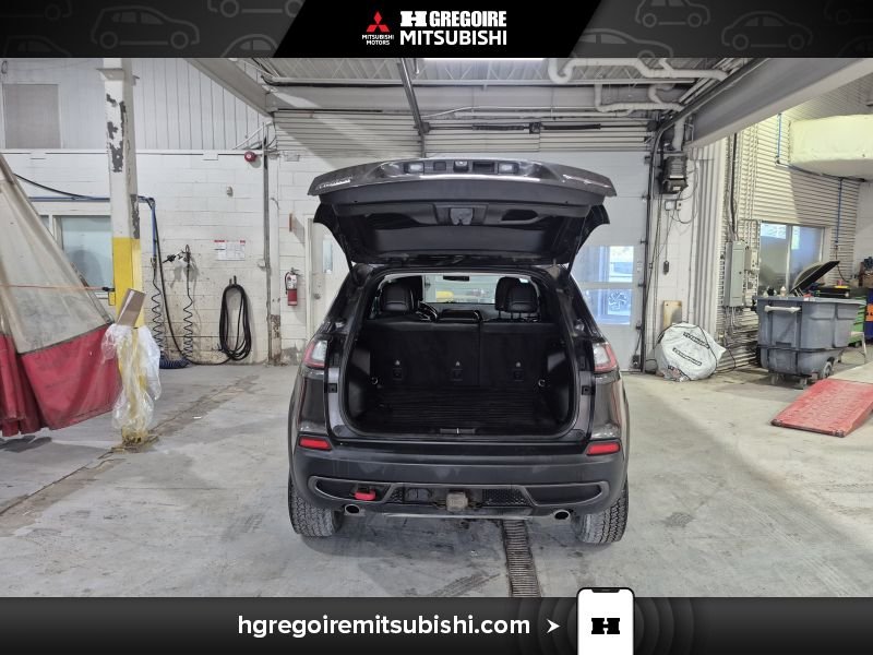 2019 Jeep Cherokee Grey Laval - photo #27