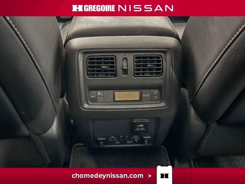 2017 Nissan Pathfinder Grey Saint-Eustache - photo #25