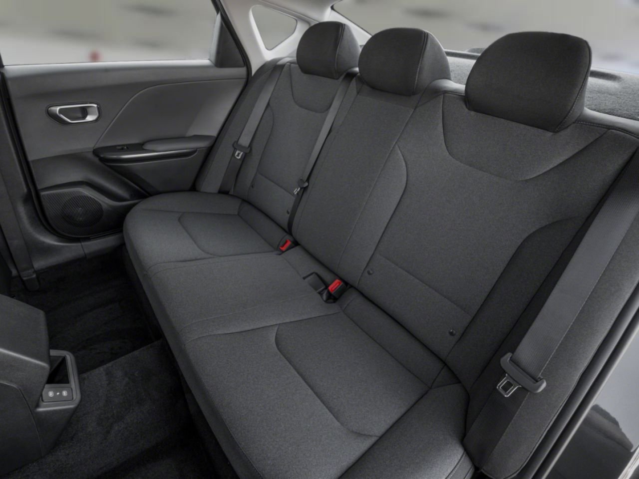 2026 KIA K4 Snow White Pearl Gatineau - photo #3