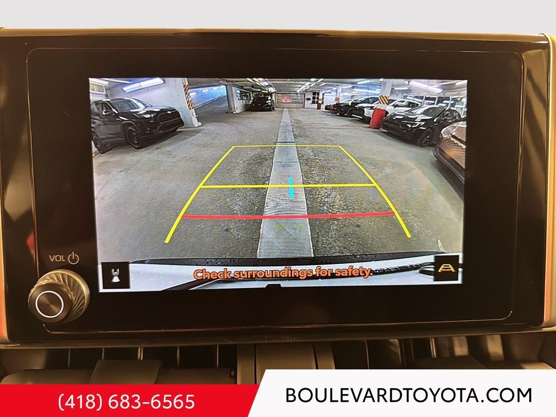 Toyota RAV4 531707-82 | LE, AWD 2024 blanc Québec - photo #18
