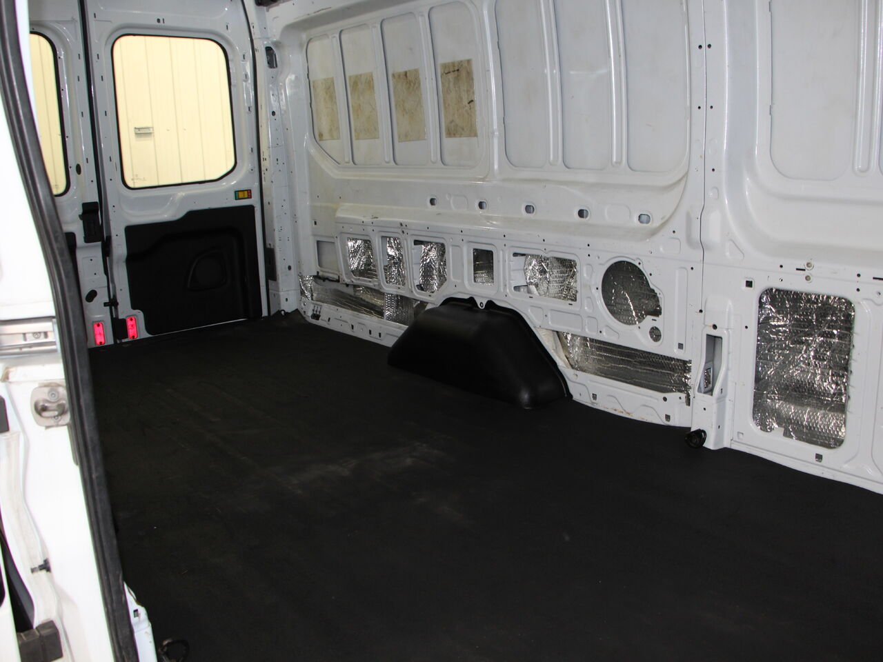 Ford Transit fourgon utilitaire 2020 Blanc Saint-Eustache - photo #7
