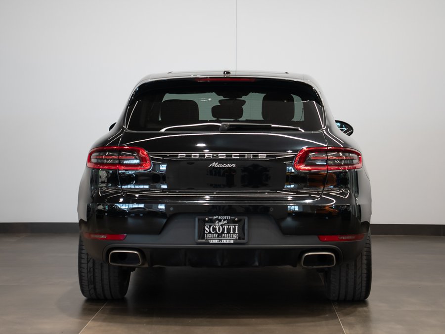 2018 Porsche Macan 2018 Black