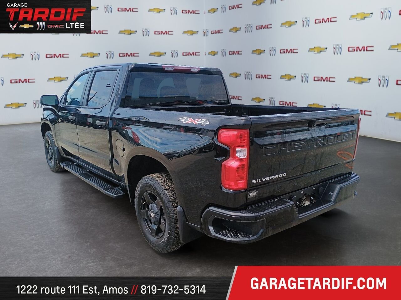 CHEVROLET 1500 4RM, CAISSE COURTE, CAB. MULTIPLAC 2024 Noir Amos - photo #3