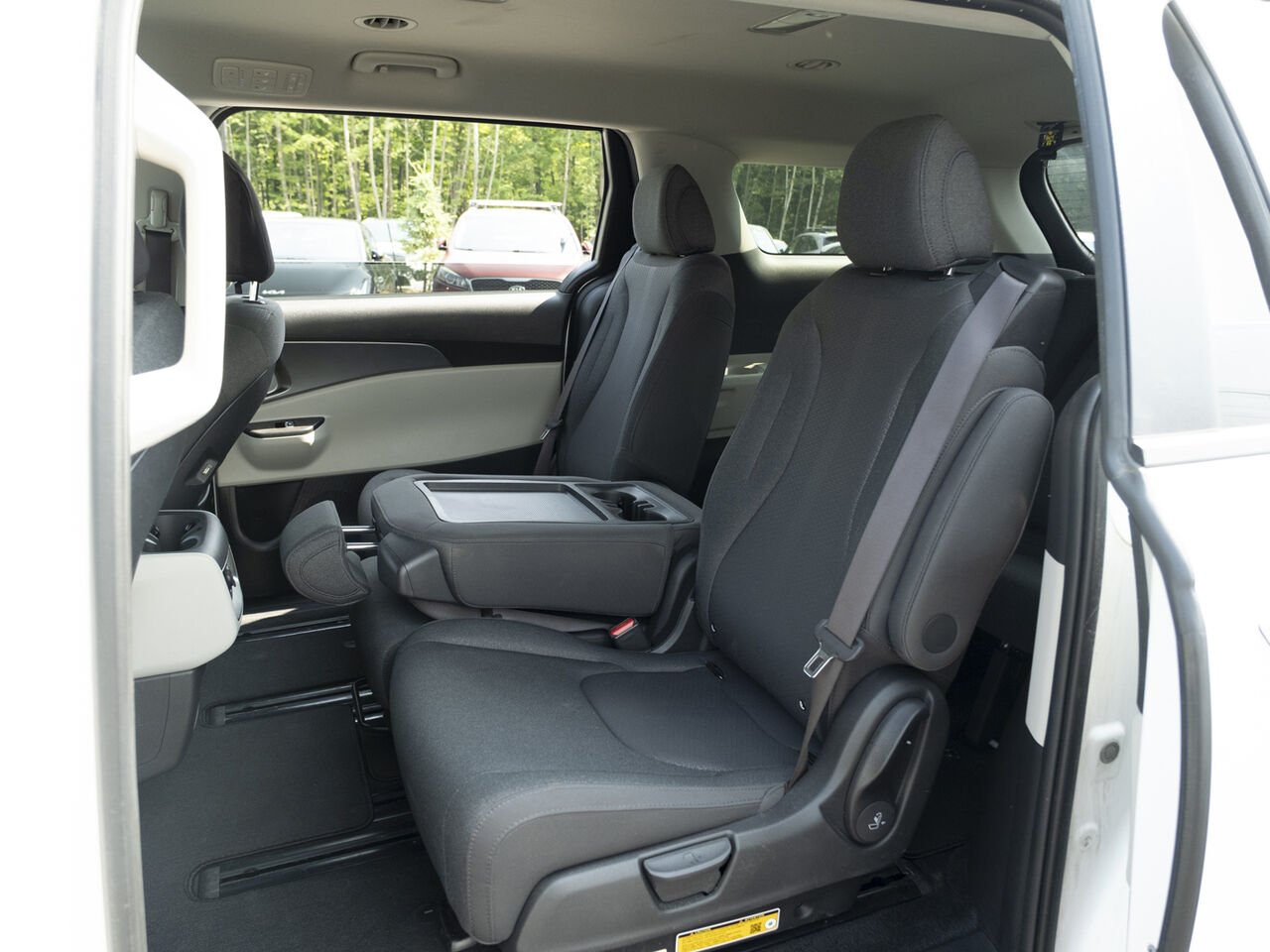 Kia Carnival 2024 Blanc Gatineau - photo #23