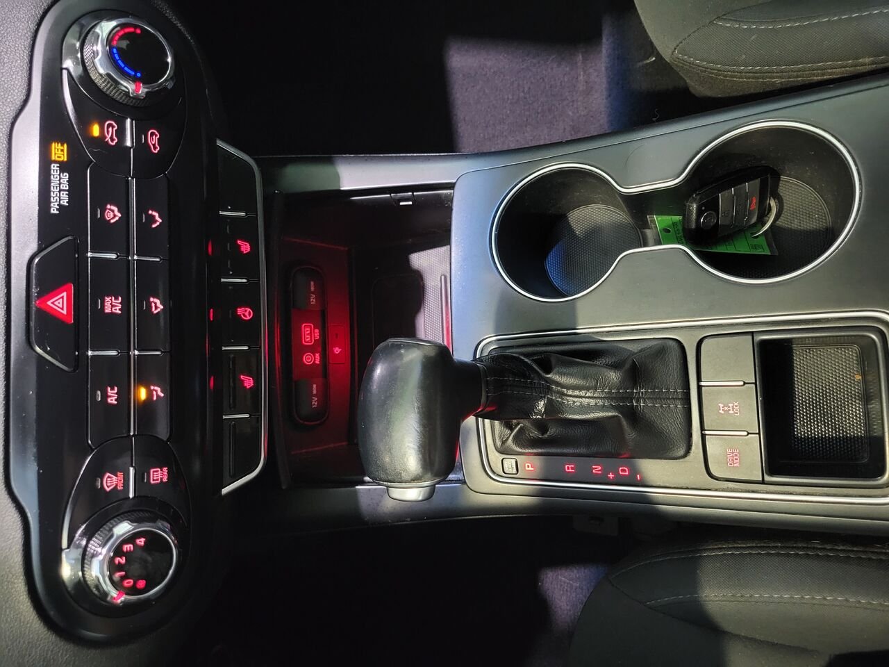 2019 Kia Sorento White  - photo #24