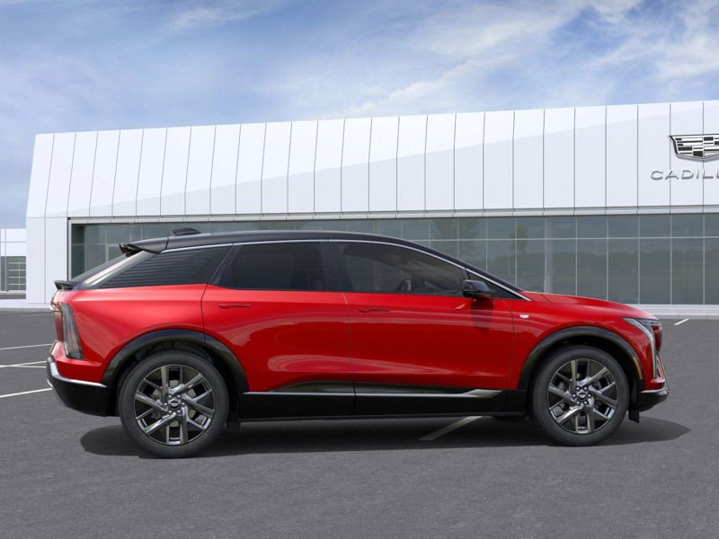 2026 Cadillac OPTIQ 2026 Radiant Red Tintcoat