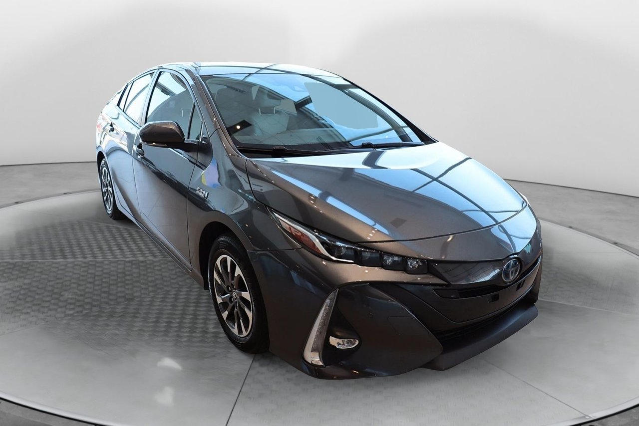 Toyota Prius Prime NIV JTDKAMFP4M3168682 2021 Gris Chicoutimi - photo #1