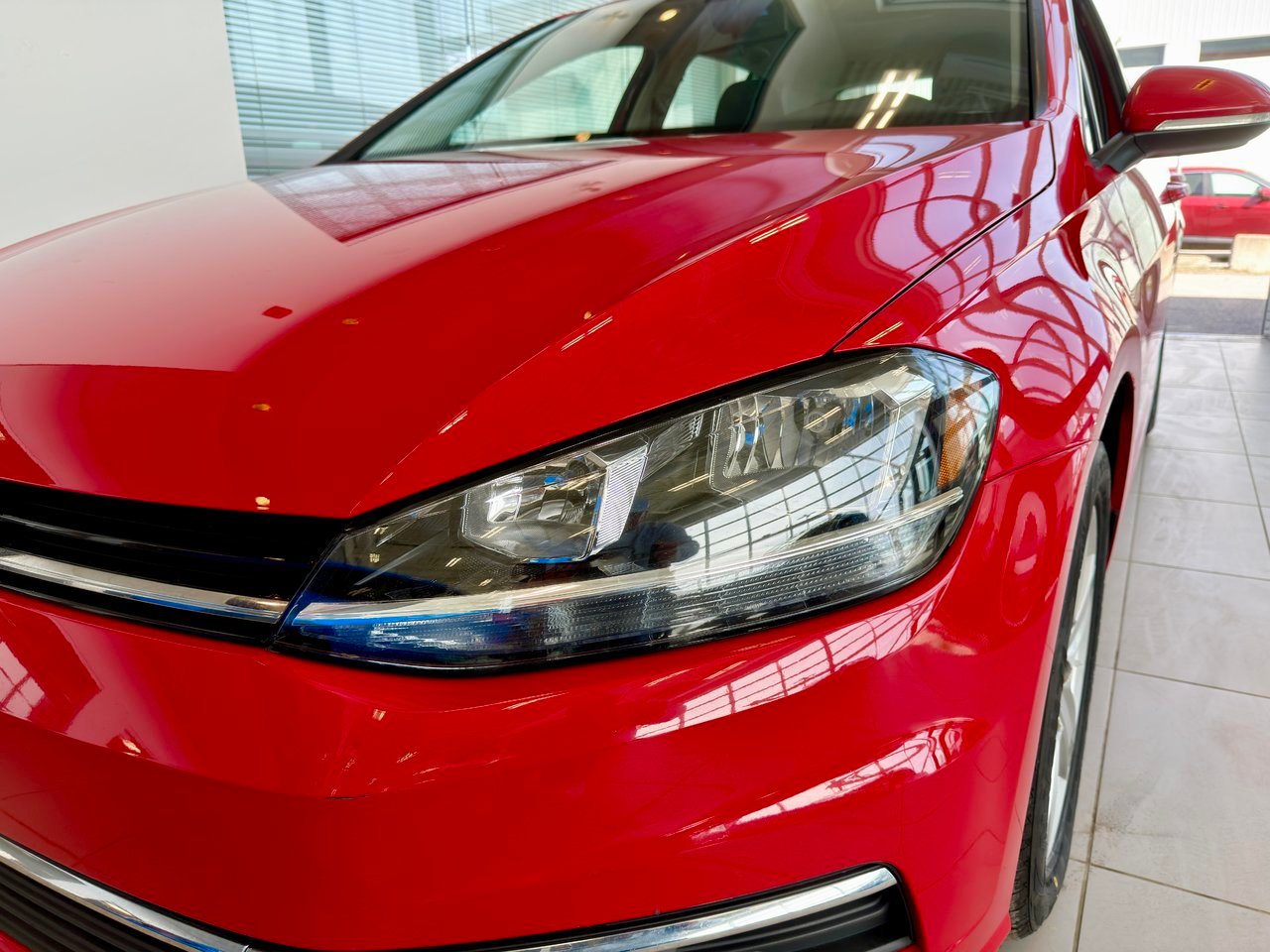 Volkswagen Golf 2021 Rouge Notre-Dame-des-Prairies - photo #4