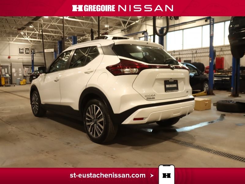 2023 Nissan Kicks White Laval - photo #7