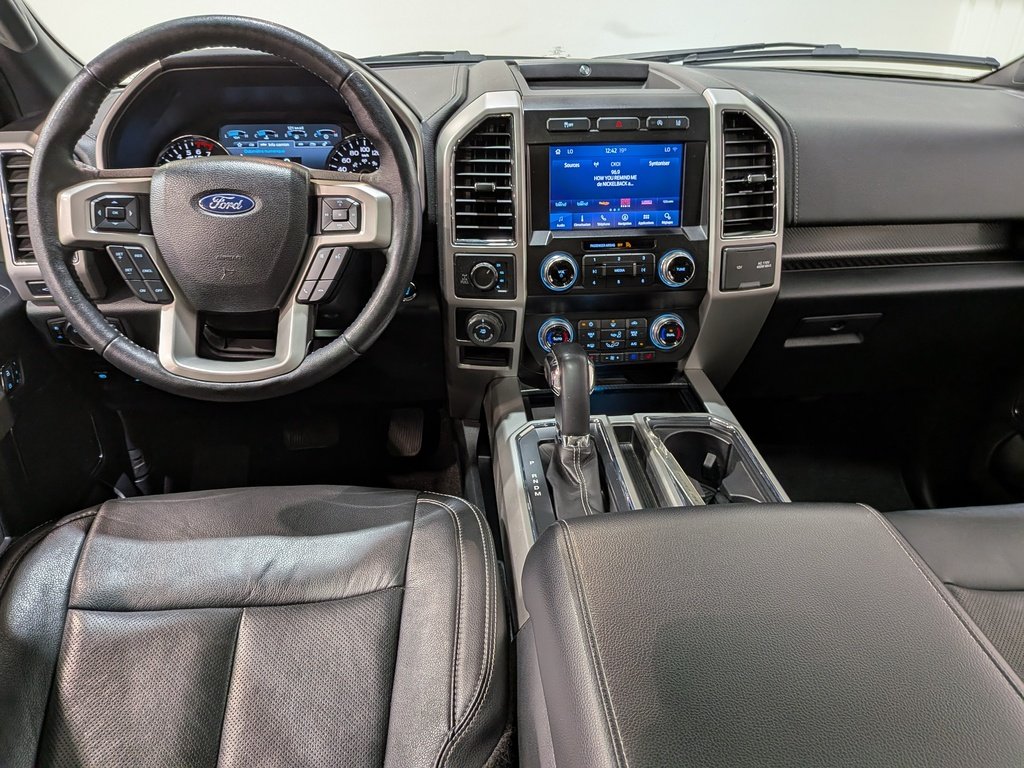 2020 Ford F-150 LARIAT 4WD SuperCrew 5.5' Box Black Val-David - photo #35