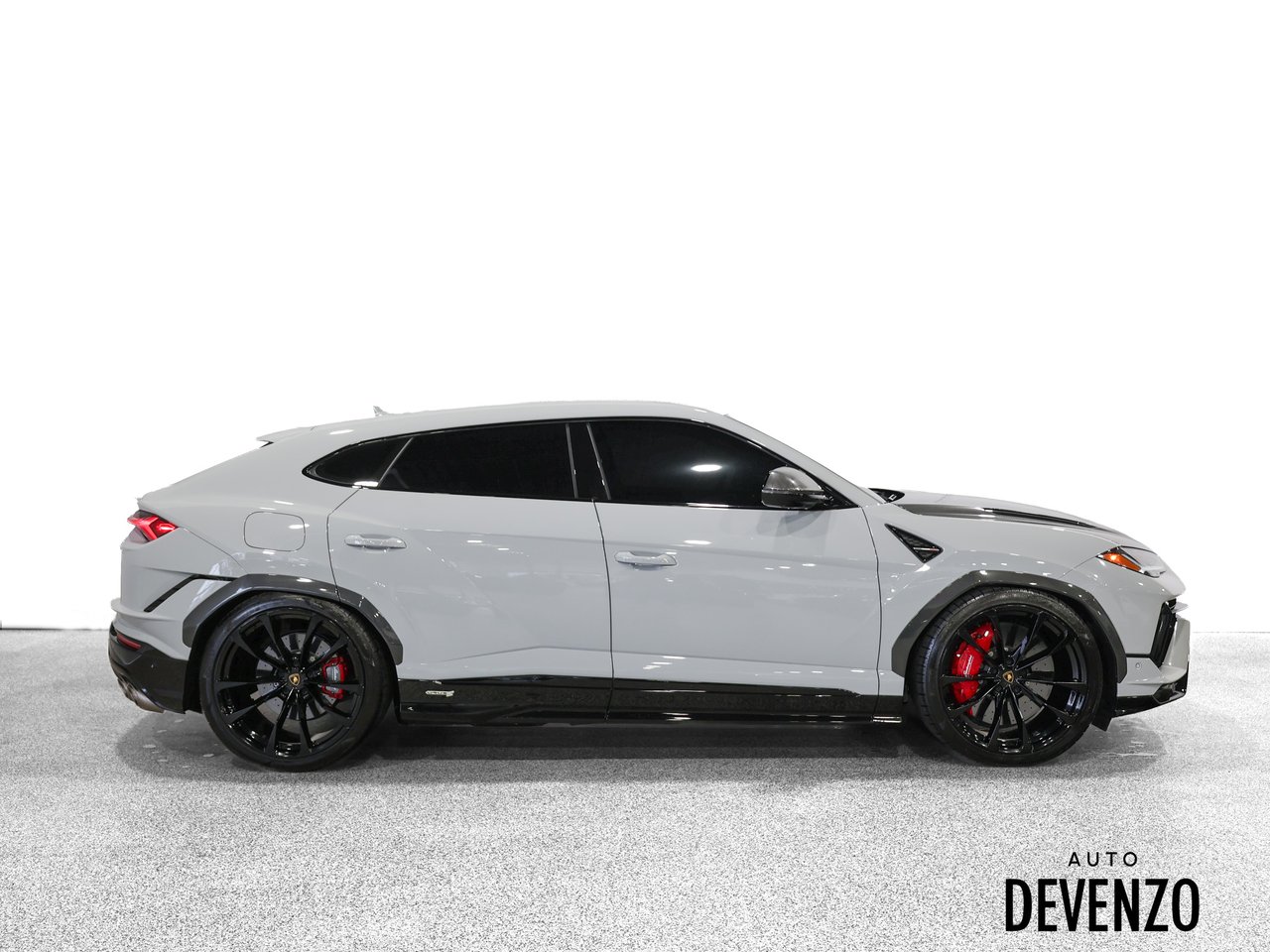 Lamborghini Urus 2024 Gris Saint-Eustache - photo #1