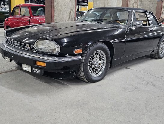 Jaguar XJ 1986 1986 Noir