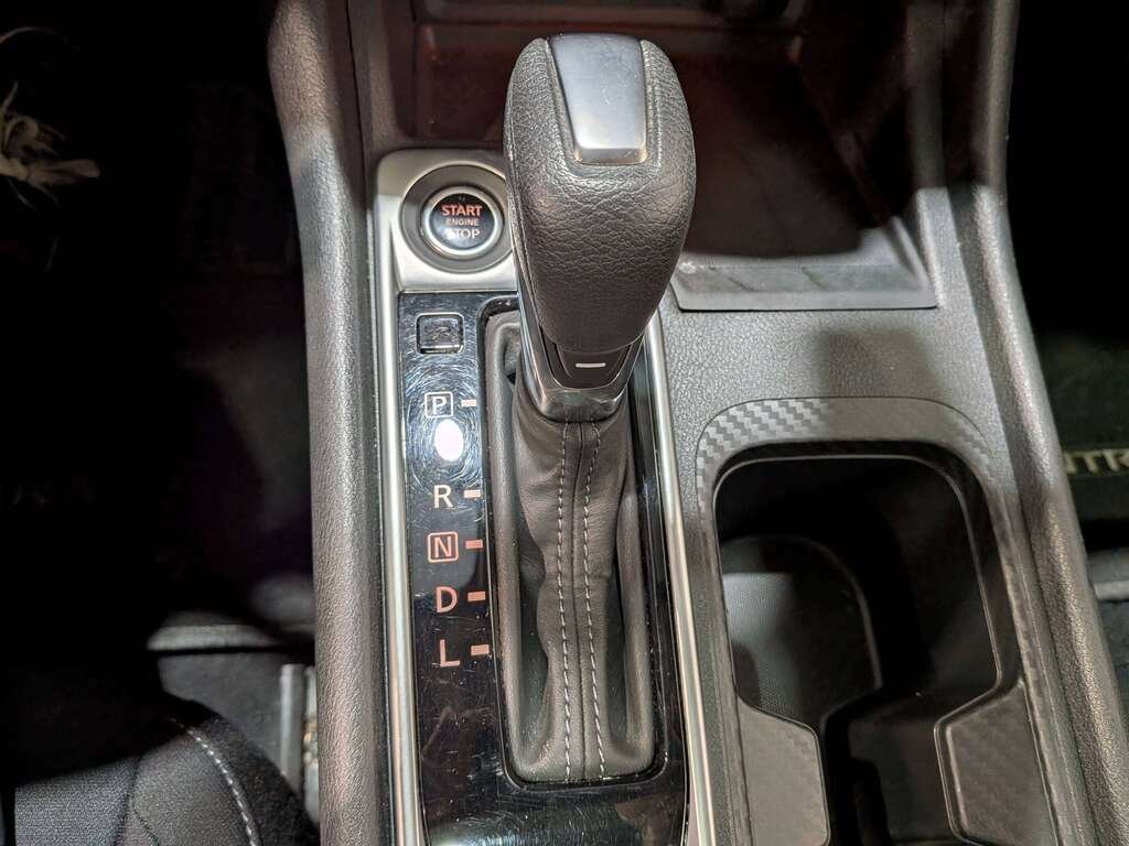 2024 Nissan Sentra SV CVT Black Val-David - photo #28