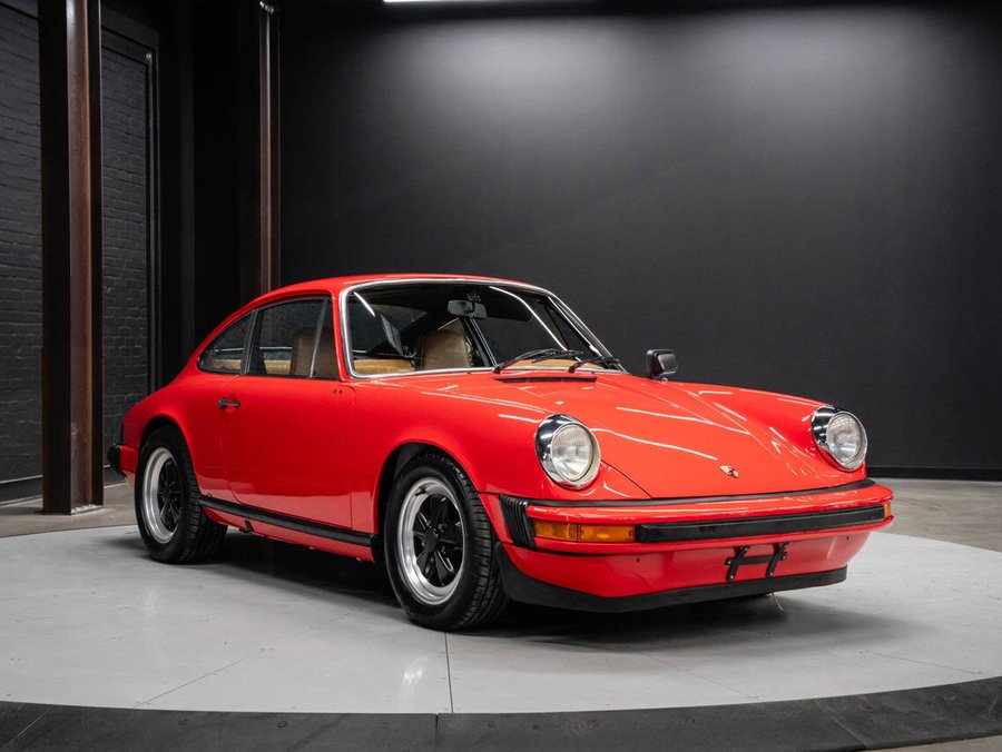 1975 Porsche 911S 1975 Red