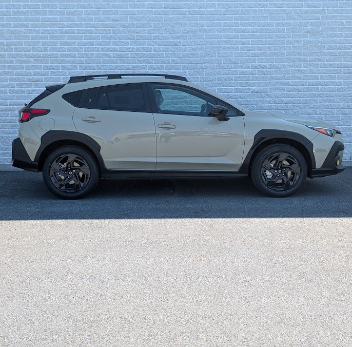 2026 SUBARU Crosstrek ONYX Sand Dune Pearl