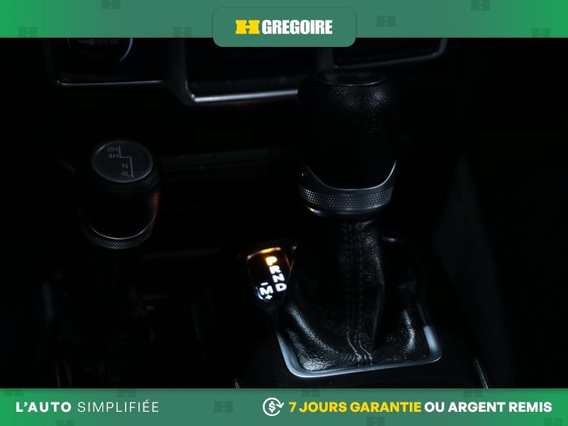 2024 Jeep Wrangler Grey Laval - photo #19