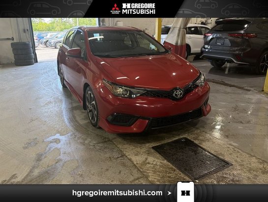 2018 Toyota Corolla iM 2018 Red